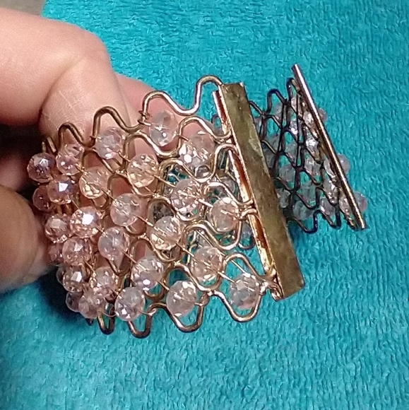 Elegant Pink Goldtone Faceted Beaded Crystal Mesh Weave Wire Wide Cuff Bracelet - Picture 7 of 7
